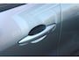 Alfa Romeo Junior ELETTRICA SPECIALE 156PK 54 kWh | "SABELT" SPORTSTOELEN ELEKTRISCH VERSTELBAAR MET LEDEREN/ALCANTARA BEKLEDING | PANORAMISCH SCHUIF/KANTEL DAK | BICOLOR DAK (ZWART DAK) | WARMTEPOMP | TECHNOLOGIE PAKKET (O.A. FULL LED ADAPTIVE MATRIX KOPLAMPEN/DODEHOEK DETECTIE/DRAADLOZE TELEFOONLADER/ACHTERUITRIJ CAMERA/PARKEERSENSOREN VOOR, ACHTER,ZIJKANT) | DRAADLOZE APPLE CARPLAY/ANDROID AUTO | CLIMATE CONTROL | ELEKTRISCH BEDIENBARE ACHTERKLEP | STOEL VERWARMING | ELEKTRISCH BEDIENBARE VOORSTOEL | VERKEERSBORDEN HERKENNING | ADAPTIVE CRUISE CONTROL | KEYLESS ENTRY/START |