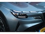 Alfa Romeo Junior ELETTRICA SPECIALE 156PK 54 kWh | "SABELT" SPORTSTOELEN ELEKTRISCH VERSTELBAAR MET LEDEREN/ALCANTARA BEKLEDING | PANORAMISCH SCHUIF/KANTEL DAK | BICOLOR DAK (ZWART DAK) | WARMTEPOMP | TECHNOLOGIE PAKKET (O.A. FULL LED ADAPTIVE MATRIX KOPLAMPEN/DODEHOEK DETECTIE/DRAADLOZE TELEFOONLADER/ACHTERUITRIJ CAMERA/PARKEERSENSOREN VOOR, ACHTER,ZIJKANT) | DRAADLOZE APPLE CARPLAY/ANDROID AUTO | CLIMATE CONTROL | ELEKTRISCH BEDIENBARE ACHTERKLEP | STOEL VERWARMING | ELEKTRISCH BEDIENBARE VOORSTOEL | VERKEERSBORDEN HERKENNING | ADAPTIVE CRUISE CONTROL | KEYLESS ENTRY/START |