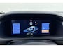 Jeep Avenger 1.2 e-Hybrid Black Edition | VAN €38.750,- VOOR €34.950,-! | JBL Audio | Elektrische kofferklep | Stoelverwarming | Climate control | Stoelverwarming | Navigatie | Voorruitverwarming