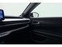 Jeep Avenger 1.2 e-Hybrid Black Edition | VAN €38.750,- VOOR €34.950,-! | JBL Audio | Elektrische kofferklep | Stoelverwarming | Climate control | Stoelverwarming | Navigatie | Voorruitverwarming