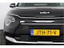 Kia Niro Hybrid 1.6 GDi ExecutiveLine - Kantel/schuifdak - Stoel/stuurwiel verwarming - Airco - Achteruitrij camera - Fabrieksgarantie tot 06-2033