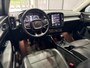 Volvo XC40 1.5 T3 Momentum | Panoramadak | Trekhaak | Camera | Navigatie | PDC Voor+Achter | Getint Glas | 18 inch