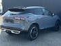 Nissan Qashqai 1.5 e-Power Tekna Plus 205PK | Rijklaarprijs! | Head-Up Display | BOSE Audio | Panoramadak | Stoel,- Stuur en Voorruitverwarming | 20'' Inch Velgen | Apple CarPlay & Android Auto | Nieuw uit voorraad leverbaar!