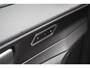 Lynk & Co 01 1.5 | Zwart optiek | 360 camera | Panoramadak | Navigatie | Memory | Apple CarPlay