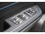 Lynk & Co 01 1.5 | Zwart optiek | 360 camera | Panoramadak | Navigatie | Memory | Apple CarPlay