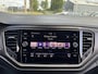 Volkswagen T-Roc 1.5TSI Style acc trekhaak pdc apple carplay