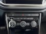 Volkswagen T-Roc 1.5TSI Style acc trekhaak pdc apple carplay