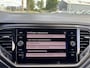 Volkswagen T-Roc 1.5TSI Style acc trekhaak pdc apple carplay