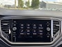 Volkswagen T-Roc 1.5TSI Style acc trekhaak pdc apple carplay