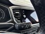 Volkswagen T-Roc 1.5TSI Style acc trekhaak pdc apple carplay