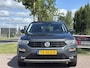 Volkswagen T-Roc 1.5TSI Style acc trekhaak pdc apple carplay