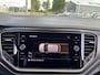 Volkswagen T-Roc 1.5TSI Style acc trekhaak pdc apple carplay