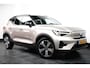 Volvo XC40 Single Motor 78KWH Pro | All Season | Keyless | Woolblend | Stoel- en stuurverwarming | 19" 5-spaaks Black/DC | 4 seizoenen banden | 5-Sitzer