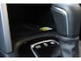 Toyota Corolla Cross Hybrid 140 Style Automaat | Premium Pack | Stoelverwarming voorstoelen | Stuurwielverwarming | Stoelbekleding van luxe stof antraciet met zwarte kunstlederen accenten | Parkeer- & manoeuvreerhulp d.