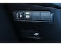 Toyota Corolla Cross Hybrid 140 Style Automaat | Premium Pack | Stoelverwarming voorstoelen | Stuurwielverwarming | Stoelbekleding van luxe stof antraciet met zwarte kunstlederen accenten | Parkeer- & manoeuvreerhulp d.
