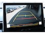 Toyota Corolla Cross Hybrid 140 Style Automaat | Premium Pack | Stoelverwarming voorstoelen | Stuurwielverwarming | Stoelbekleding van luxe stof antraciet met zwarte kunstlederen accenten | Parkeer- & manoeuvreerhulp d.