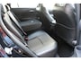 Toyota Corolla Cross Hybrid 140 Style Automaat | Premium Pack | Stoelverwarming voorstoelen | Stuurwielverwarming | Stoelbekleding van luxe stof antraciet met zwarte kunstlederen accenten | Parkeer- & manoeuvreerhulp d.