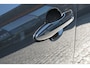 Toyota Corolla Cross Hybrid 140 Style Automaat | Premium Pack | Stoelverwarming voorstoelen | Stuurwielverwarming | Stoelbekleding van luxe stof antraciet met zwarte kunstlederen accenten | Parkeer- & manoeuvreerhulp d.