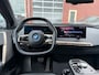 BMW iX XDrive40 Executive 77 kWh | SOH 98% | Panoramadak | Memory Seats | Harman Kardon | Trekhaak | CarPlay | Camera | Keyless