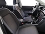 Volkswagen T-Cross 1.0 TSI Style 115pk 6bak| Navigatie| alarm| 17'LM-velgen | Extra getint glas