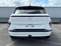 Hyundai Kona Electric Pure Edition 64.8 kWh / €1500,- Voordeel / Uit Voorraad Leverbaar / Stoel- & Stuurverwarming / Achteruitrijcamera / Parkeersensoren Voor + Achter / Dynamische Navigatie / Climate Control / Adaptive Cruise Control /