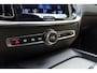 Volvo V60 2.0 T5 250pk Inscription | Apple carplay/Android auto | Trekhaak | HUD | Parkeercamera | Climate control | Stoel/Stuurverwarming | Lederen bekleding | Navigatie | Panoramadak | Cruise control Adaptief |