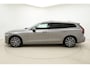 Volvo V60 2.0 T5 250pk Inscription | Apple carplay/Android auto | Trekhaak | HUD | Parkeercamera | Climate control | Stoel/Stuurverwarming | Lederen bekleding | Navigatie | Panoramadak | Cruise control Adaptief |
