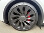 Tesla Model Y Performance AWD 75 kWh 21 INCH TURBINE VELGEN | TESLA GARANTIE T/M 01-2028 OF 80.000 KM | ACCU & AANDRIJFLIJN GARANTIE T/M 01-2032 OF 192.000 KM | ALL IN RIJKLAAR PRIJS |