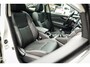 Nissan Qashqai 1.2 Premier Edition | Panorama dak | Leder | Cruise control | Climate control | Stoelverw. | Trekhaak |