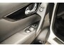 Nissan Qashqai 1.2 Premier Edition | Panorama dak | Leder | Cruise control | Climate control | Stoelverw. | Trekhaak |