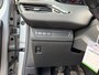 Peugeot 208 1.2 VTi Access 5 deurs, nette auto ( parkeer schadetje ) loopt, rijd, remt schakelt goed, geen storingen, meeneemprijs