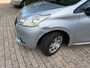 Peugeot 208 1.2 VTi Access 5 deurs, nette auto ( parkeer schadetje ) loopt, rijd, remt schakelt goed, geen storingen, meeneemprijs