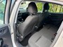 Peugeot 208 1.2 VTi Access 5 deurs, nette auto ( parkeer schadetje ) loopt, rijd, remt schakelt goed, geen storingen, meeneemprijs
