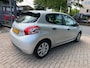 Peugeot 208 1.2 VTi Access 5 deurs, nette auto ( parkeer schadetje ) loopt, rijd, remt schakelt goed, geen storingen, meeneemprijs