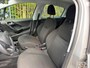 Peugeot 208 1.2 VTi Access 5 deurs, nette auto ( parkeer schadetje ) loopt, rijd, remt schakelt goed, geen storingen, meeneemprijs