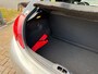 Peugeot 208 1.2 VTi Access 5 deurs, nette auto ( parkeer schadetje ) loopt, rijd, remt schakelt goed, geen storingen, meeneemprijs