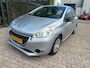 Peugeot 208 1.2 VTi Access 5 deurs, nette auto ( parkeer schadetje ) loopt, rijd, remt schakelt goed, geen storingen, meeneemprijs