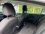 Peugeot 208 1.2 VTi Access 5 deurs, nette auto ( parkeer schadetje ) loopt, rijd, remt schakelt goed, geen storingen, meeneemprijs