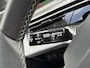 Peugeot 5008 GT 1.6 Plug-in Hybrid 195PK e-DCS7 Automaat 7p Navigatie, Achteruitrijcamera, Alcantara, Stoel & Stuurwielverwarming, Massage, Apple Carplay, Android Auto