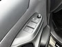 Toyota Yaris Cross 1.5 Hybrid 115 First Edition + | BTW voertuig | Stoel+stuurverwarming | Draadloze telefoonlader | Cruise Control Adaptive | Apple CarPlay/Android Auto | Achteruitrijcamera |