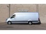 Mercedes-Benz Sprinter 319 CDI | AUT. | L4 H2 | PRO | DISTRONIC PLUS | APPLE CARPLAY/ANDROID AUTO | TREKHAAK | LM VELGEN | 3-ZITS | STOELVERWARMING | CERTIFIED