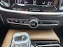 Volvo V60 2.0 T6 Recharge AWD Inscription | H&K | Trekhaak | Schuif/Kanteldak | HUD | Leder | Stoelverwarming