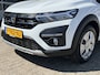 Dacia Jogger 1.0 TCe 110 7-Persoons Airco Cruise controle Trekhaak 1200kg trekgewicht Radio Elektrische ramen voor USB aansluiting Isofix