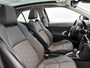 Toyota Yaris Cross 1.5 Hybrid Executive AWD | Panoramadak | Parkeersensoren voor+achter | Stoelverwarming | Draadloze telefoonlader | Apple CarPlay/Android Auto | Cruise Control Adaptive |