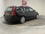 Volvo V50 2.0 Sport, 2e eigenaar, Volledig dealer onderhouden, Cruise, Clima, Navi, Isofix, Trekhaak, 17 inch all season, Prijs incl nwe apk, beurt en 3 mnd garantie