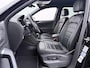 Volkswagen Tiguan 1.4 TSI eHybrid R-Line Business+ | Navigatie | Head up display | Trekhaak | Elek. Achterklep | Stoelverwarming |