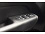 Volvo XC60 2.0 T8 Twin Engine AWD Momentum [Panoramadak Stoel- en stuurverwarming Leder Navi Apple / Android Climate]