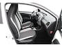 Toyota Aygo 1.0 VVT-i x-play | Climate control | Parkeercamera | Groot mediascherm | Navigatie |
