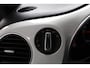 Volkswagen Beetle Cabriolet 1.2 TSI 105pk handgeschakeld | Navigatie | PDC | Stoelverw.