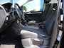 Volkswagen Touran 1.5 TSI | Automaat | Highline | 7 P. | Adapt. Cruise Control | Pano | Navi | Winter Pakket | 3-zone Climate Control | El. Achterklep | Dig. Dashboard | LED Koplampen | DAB | Apple Carplay/Android | |